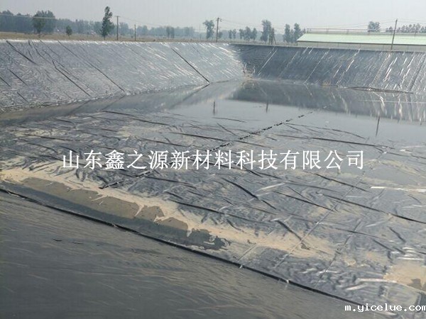 根据步骤来进行蓄水池防渗膜的渗漏点检测