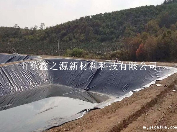 养殖防渗膜斑点之谜：揭秘其背后的成因