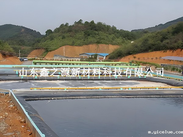 水库防渗铺设HDPE土工膜进行坝体加固施工技巧