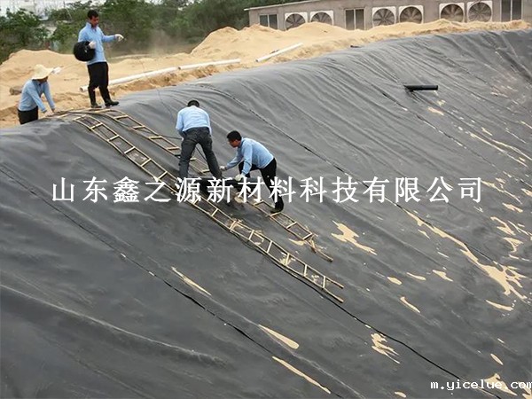 氧化塘防渗膜褶皱处理：轻松恢复平整的艺术