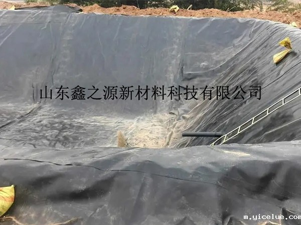 沼气池底部铺设hdpe土工膜的防滑策略